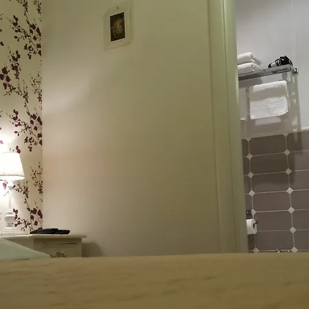 Domus Flaviae Guest house 2*