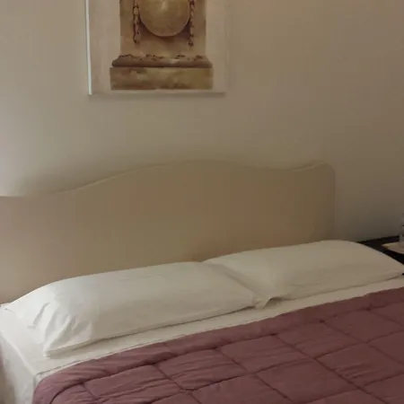 Domus Flaviae 4* Rom